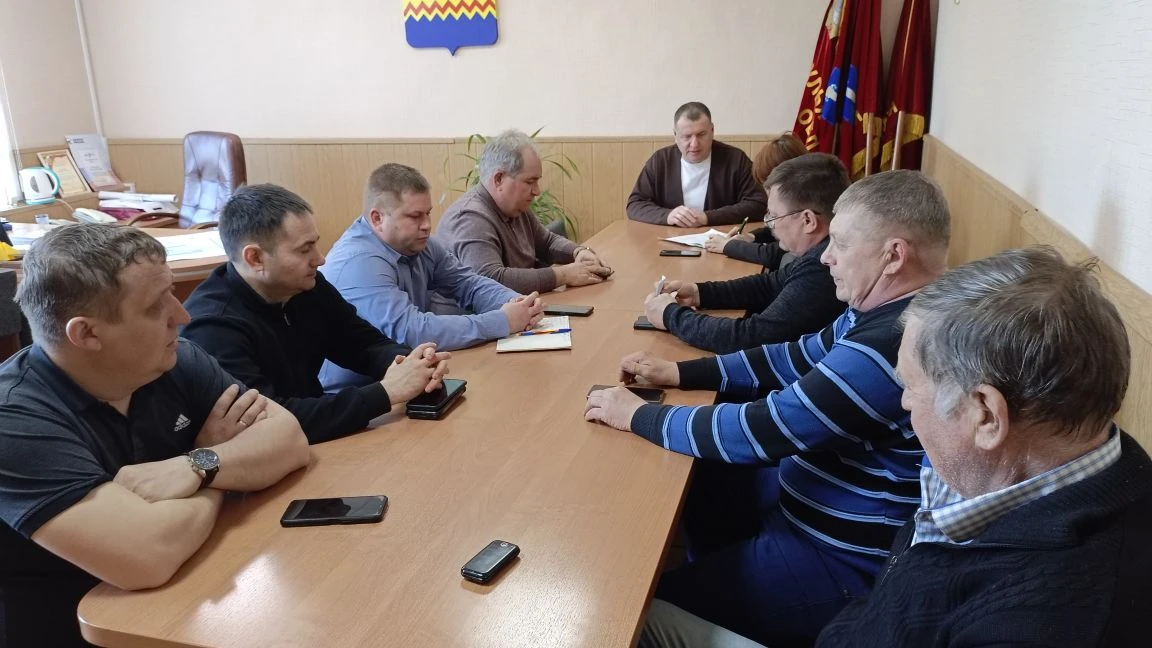 Прошло заседание штаба.