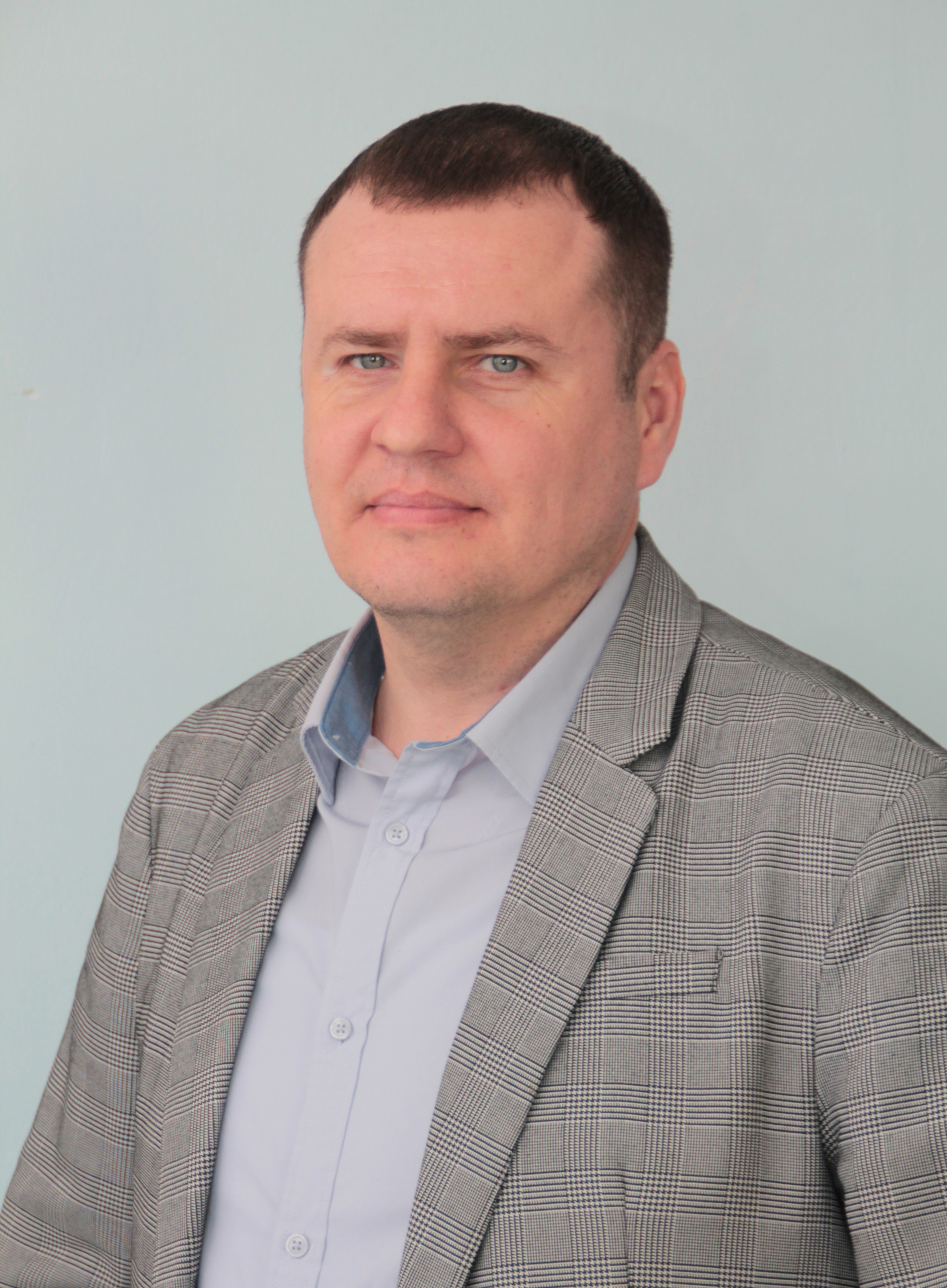 Ведерников Максим Иванович.